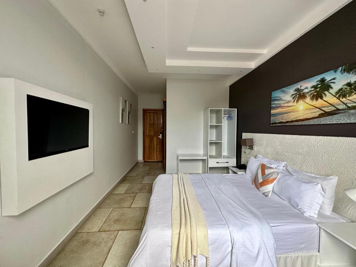 Yayo Masaki Hotel Дар ес Саалам Екстериор снимка