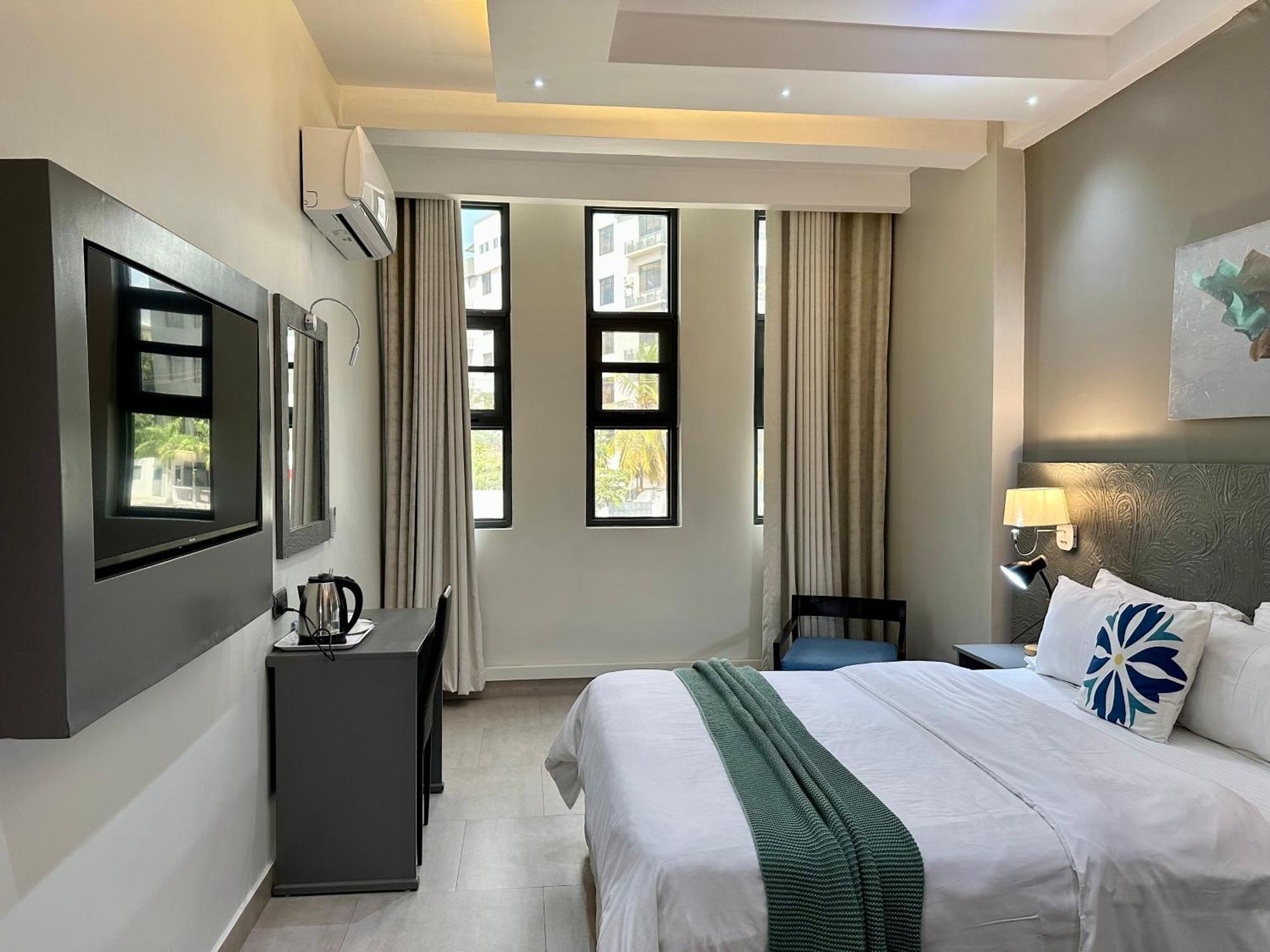Yayo Masaki Hotel Дар ес Саалам Екстериор снимка