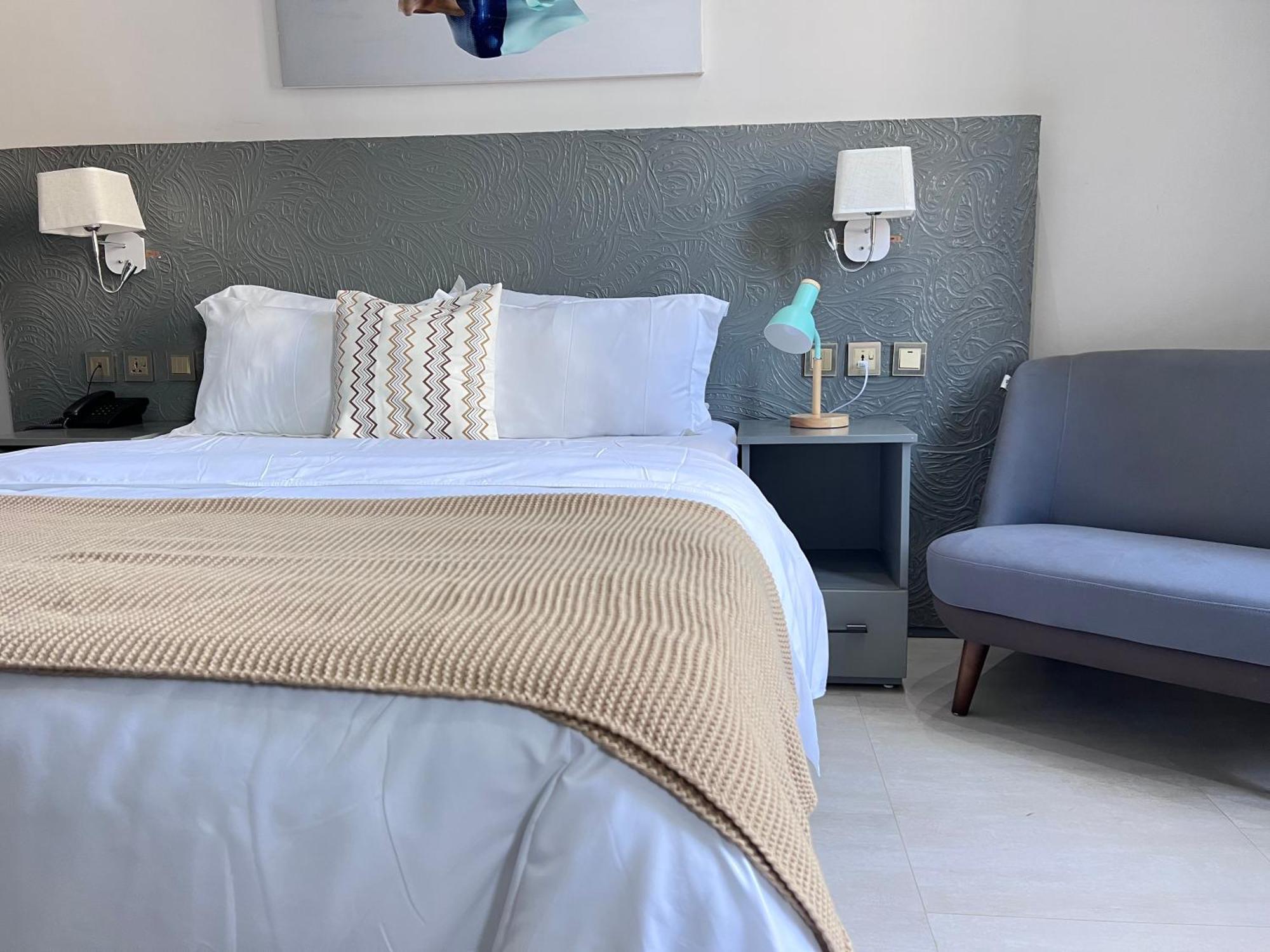Yayo Masaki Hotel Дар ес Саалам Екстериор снимка