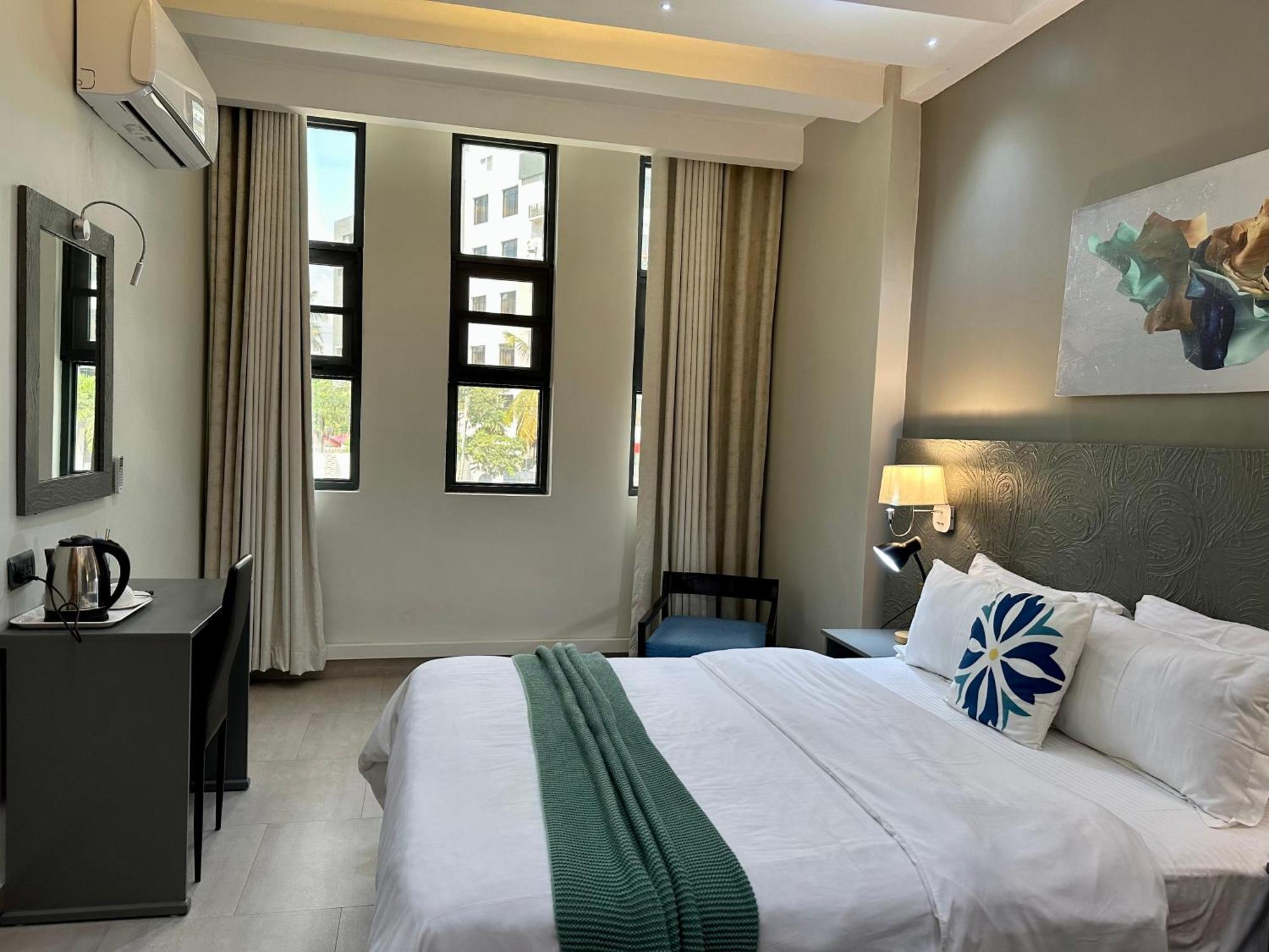 Yayo Masaki Hotel Дар ес Саалам Екстериор снимка