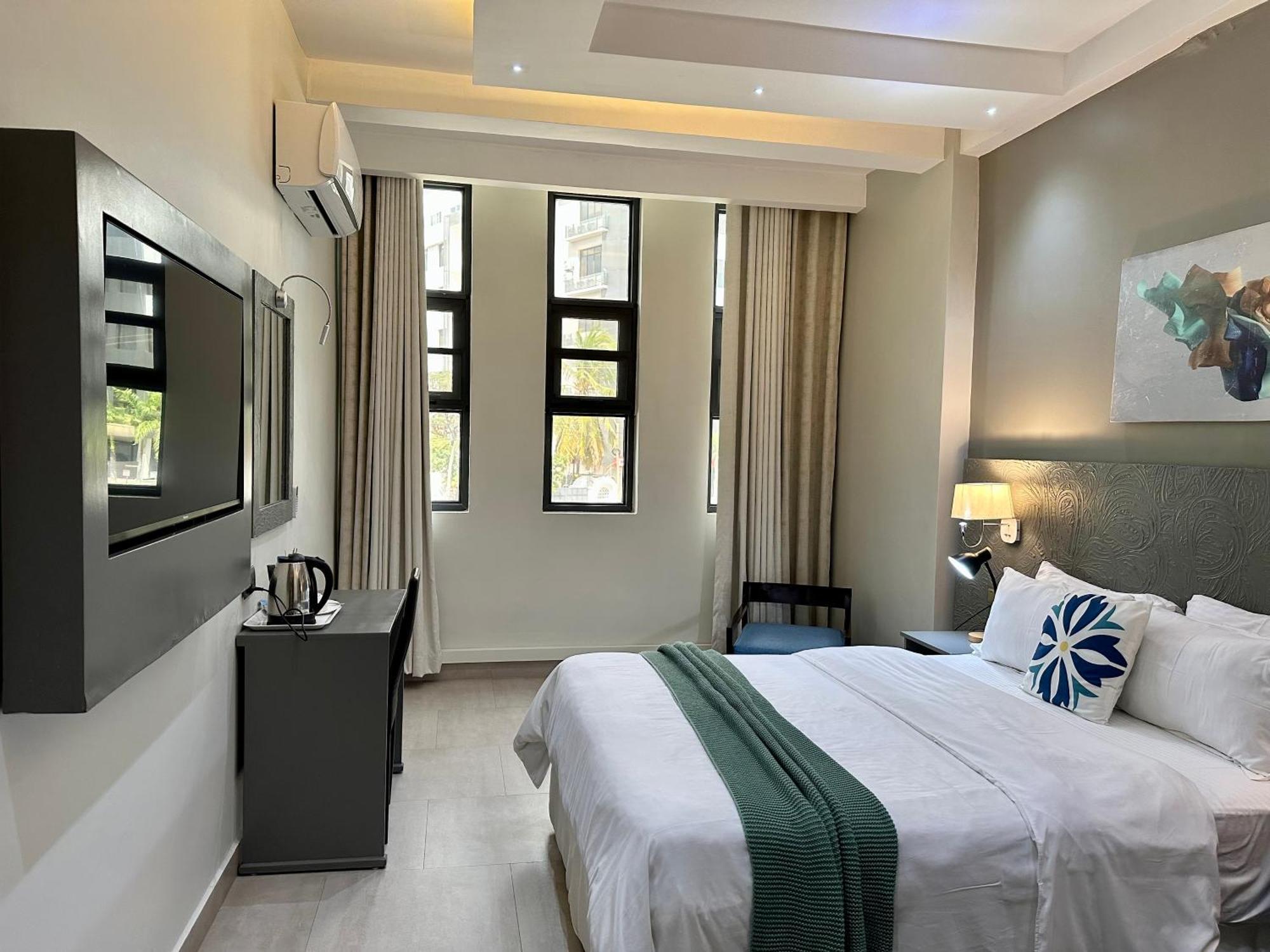 Yayo Masaki Hotel Дар ес Саалам Екстериор снимка